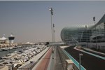 Blick auf das Yas-Marina-Hotel