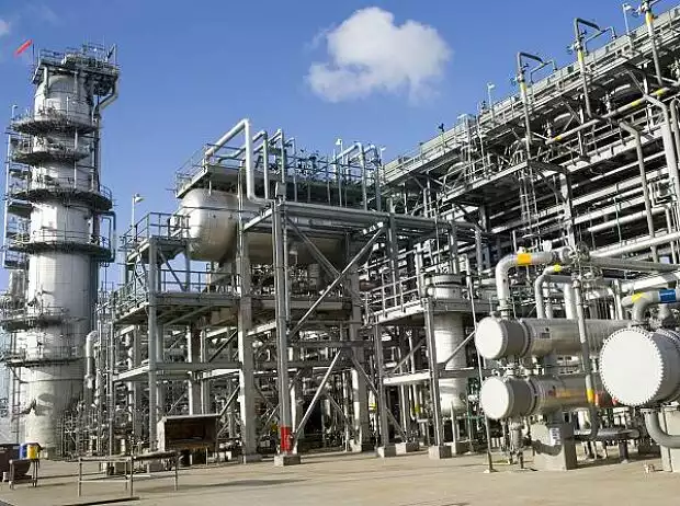 Titel-Bild zur News: fabrik
