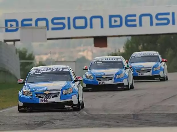 Alain Menu, Nicola Larini, Robert Huff Titel-Bild zur News: Alain Menu, Nicola Larini, Robert Huff