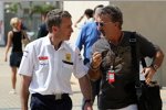 Bob Bell (Teamchef) (Renault) und Eddie Jordan