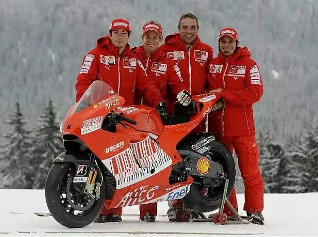 Hayden, Stoner, Suppo Titel-Bild zur News: Hayden, Stoner, Suppo