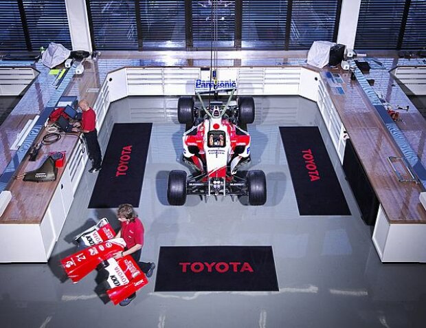 Titel-Bild zur News: Toyota-Fabrik in Köln