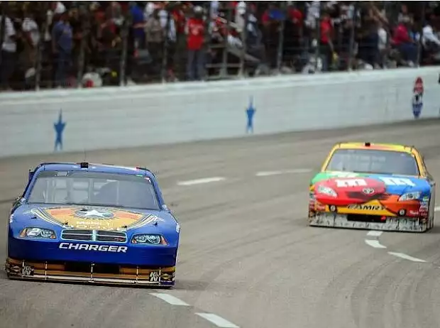 Titel-Bild zur News: Kurt Busch, Kyle Busch