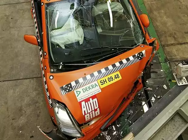crashtest Titel-Bild zur News: crashtest