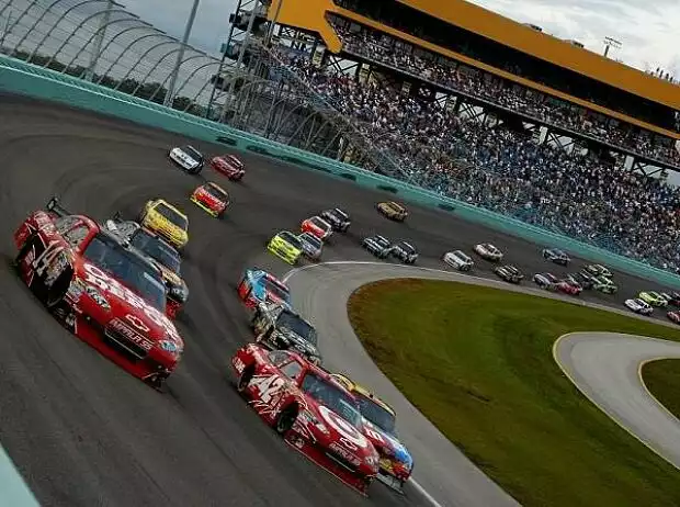 Juan Pablo Montoya, Tony Stewart Titel-Bild zur News: Juan Pablo Montoya, Tony Stewart