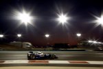 In Abu Dhabi fährt Nico Rosberg unter Flutlicht