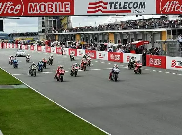 Titel-Bild zur News: MotoGP Start