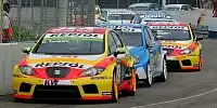 Robert Huff, Gabriele Tarquini, Yvan Muller