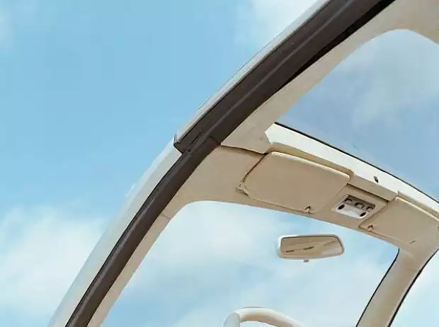 Karmann-Dachträgersystem Titel-Bild zur News: Karmann-Dachträgersystem