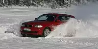 BMW Auto im Schneetreiben