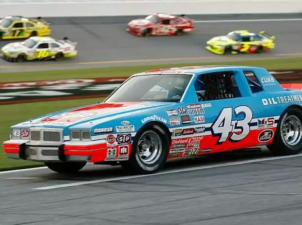 Richard Petty 200. Sieg 1984 Titel-Bild zur News: Richard Petty 200. Sieg 1984