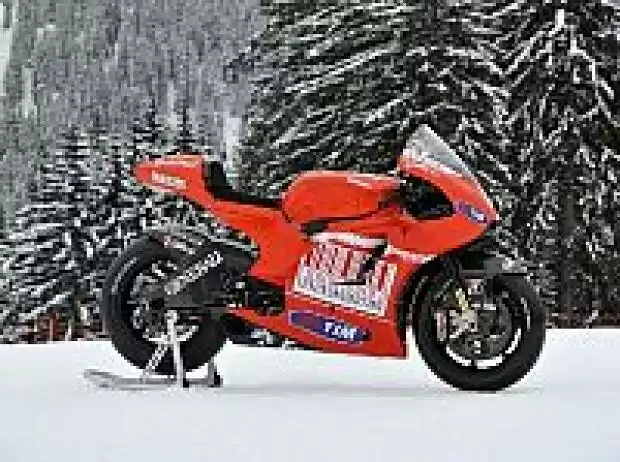 Ducati GP10 Titel-Bild zur News: Ducati GP10