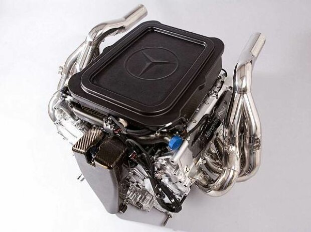 Mercedes-V8-Motor von 2008