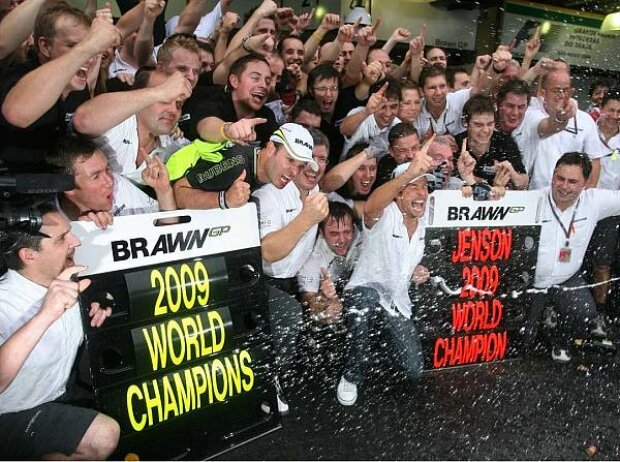 Ross Brawn (Teamchef), Rubens Barrichello, Jenson Button Ross Brawn (Teamchef), Rubens Barrichello, Jenson Button