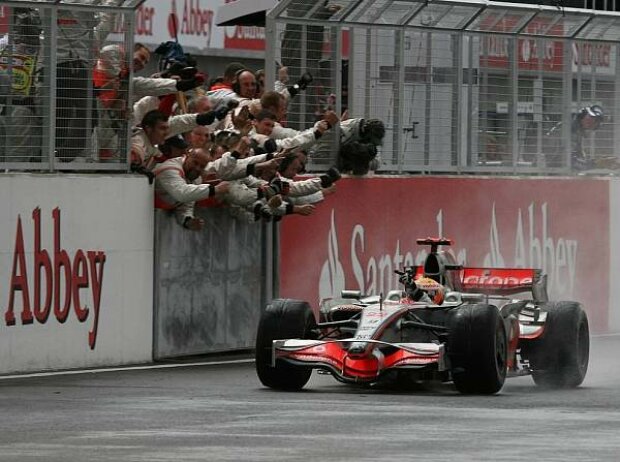 Lewis Hamilton Lewis Hamilton