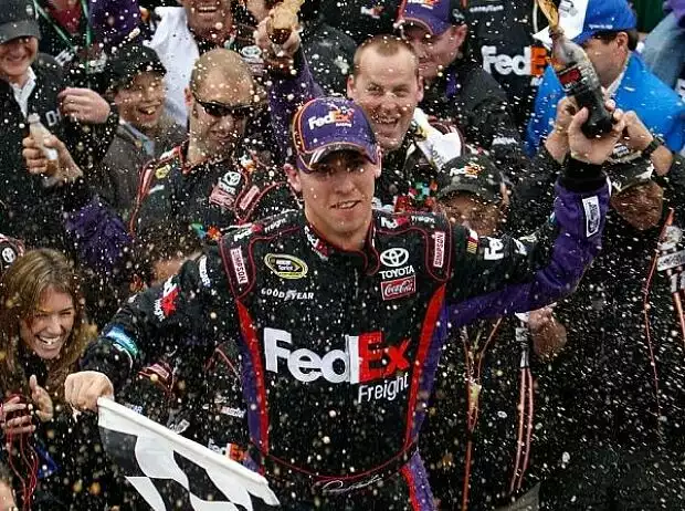 Denny Hamlin Titel-Bild zur News: Denny Hamlin
