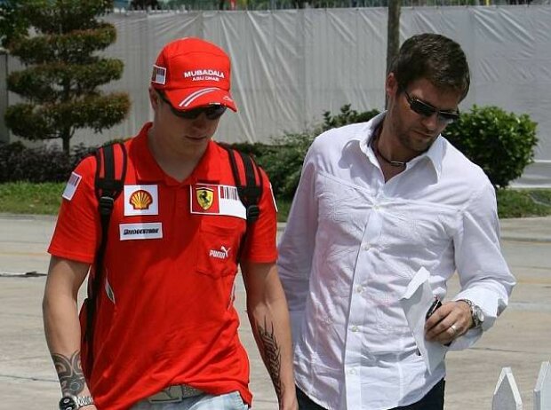 Titel-Bild zur News: Kimi Räikkönen und Steve Robertson