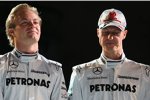 Nico Rosberg (Mercedes) und Michael Schumacher (Mercedes)