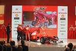 Giancarlo Fisichella, Marc Gené, Felipe Massa, Luca Badoer und Fernando Alonso enthüllen den Ferrari F10