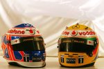 Die Helme von Jenson Button (McLaren) und Lewis Hamilton (McLaren) 