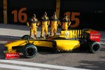 Robert Kubica (Renault), Vitaly Petrov (Campos), Jerome D'Ambrosio (DAMS) 