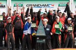 Mike Rockenfeller, Ryan Dalziel, Teambesitzer Bob Johnson, Joao Barbosa und Terry Borcheller
