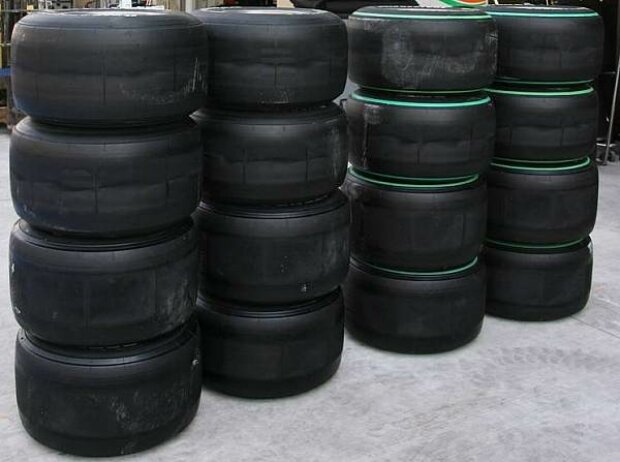 Titel-Bild zur News: Reifen Tyres Bridgestone