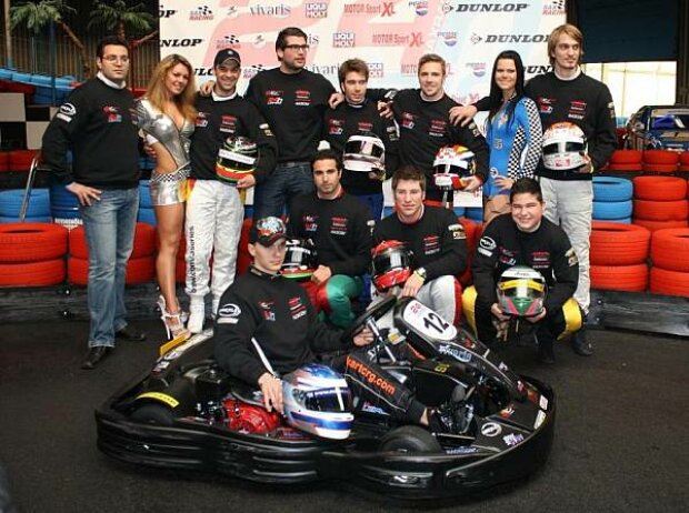 Titel-Bild zur News: Das Team von GK Motorsport