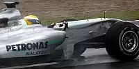 Bild zum Inhalt: Rosberg-Bestzeit im Regen von Jerez