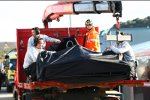 Jenson Buttons Auto auf dem Abschleppwagen (McLaren) 