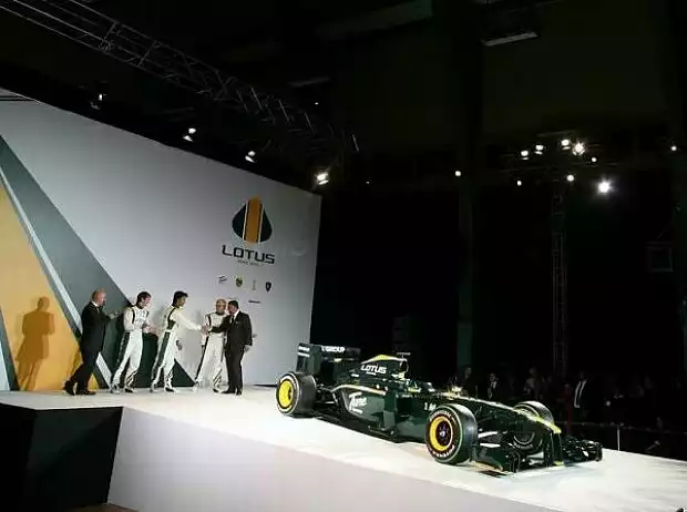 Lotus-Cosworth T127 Titel-Bild zur News: Lotus-Cosworth T127