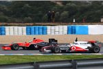 Lewis Hamilton (McLaren) und Lucas di Grassi (Virgin) 