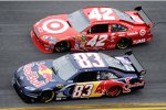 Juan Pablo Montoya (EGR) Brian Vickers (Red Bull) 