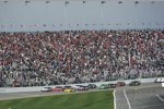 Ein Restart mit Brad Keselowski und Dale Earnhardt Jr.