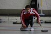Bild zum Inhalt: Curling: Audi-Piloten mit Stein und Besen