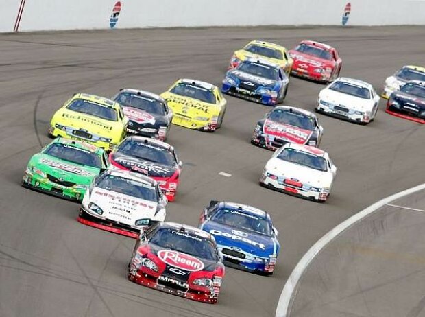 Kevin Harvick Kevin Harvick