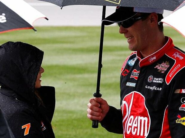 Kevin Harvick Kevin Harvick