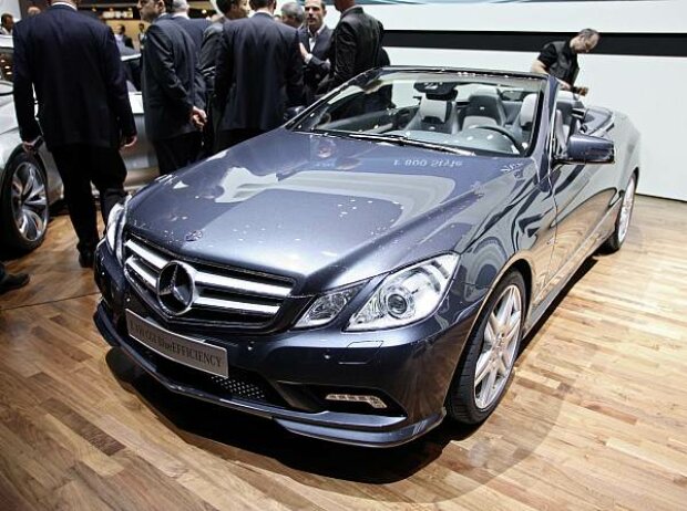 Titel-Bild zur News: Mercedes-Benz E 350 CGI Blue Efficiency