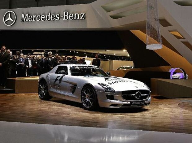 Titel-Bild zur News: Formel-1-Safety-Car Mercedes-Benz SLS AMG