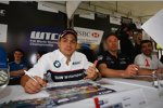 Augusto Farfus (BMW Team RBM) und Tom Coronel (SR)