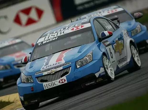 Yvan Muller, Alain Menu, Robert Huff Titel-Bild zur News: Yvan Muller, Alain Menu, Robert Huff