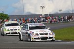 Andy Priaulx vor Augusto Farfus (BMW Team RBM) 