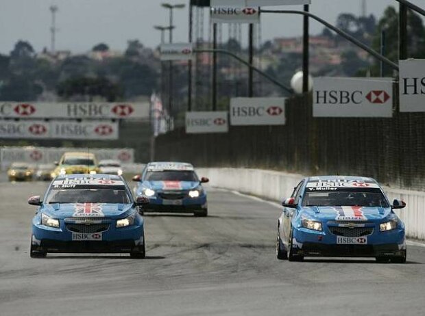 Alain Menu, Robert Huff, Yvan Muller Alain Menu, Robert Huff, Yvan Muller