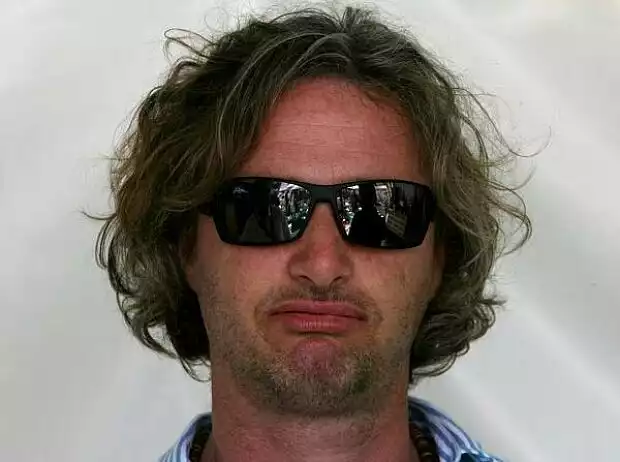 Titel-Bild zur News: Eddie Irvine