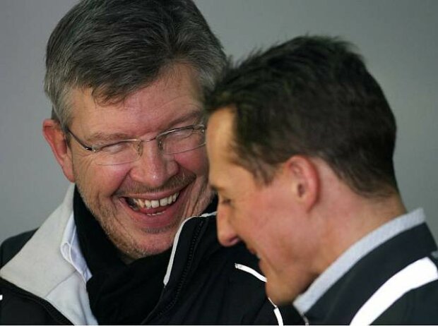 Titel-Bild zur News: Ross Brawn (Teamchef), Michael Schumacher