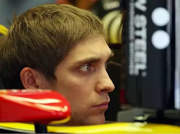 Vitaly Petrov Titel-Bild zur News: Vitaly Petrov