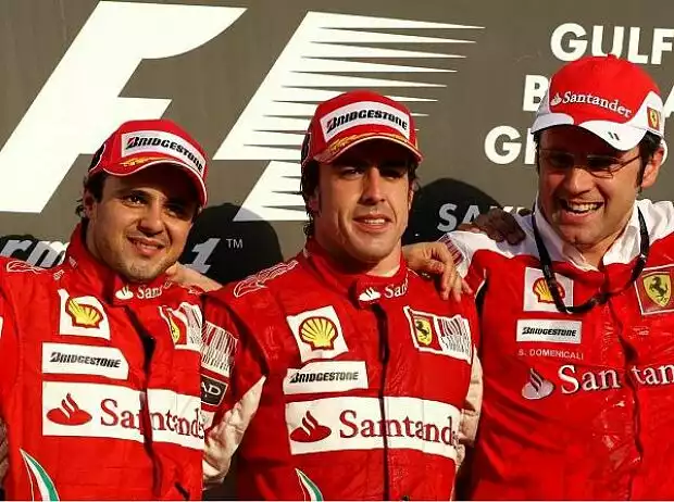 Felipe Massa, Fernando Alonso, Stefano Domenicali (Teamchef) Titel-Bild zur News: Felipe Massa, Fernando Alonso, Stefano Domenicali (Teamchef)