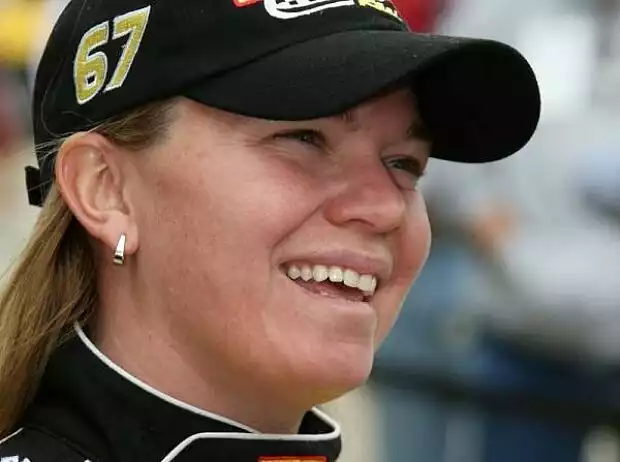 Sarah Fisher Titel-Bild zur News: Sarah Fisher