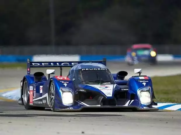 Titel-Bild zur News: Alexander Wurz, Anthony Davidson, Marc Gené