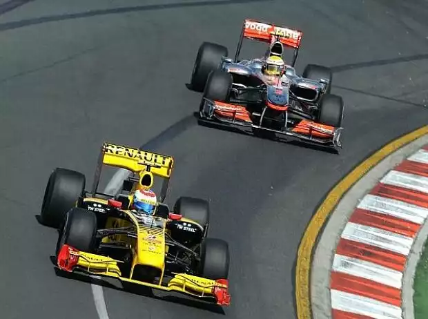 Lewis Hamilton, Vitaly Petrov Titel-Bild zur News: Lewis Hamilton, Vitaly Petrov